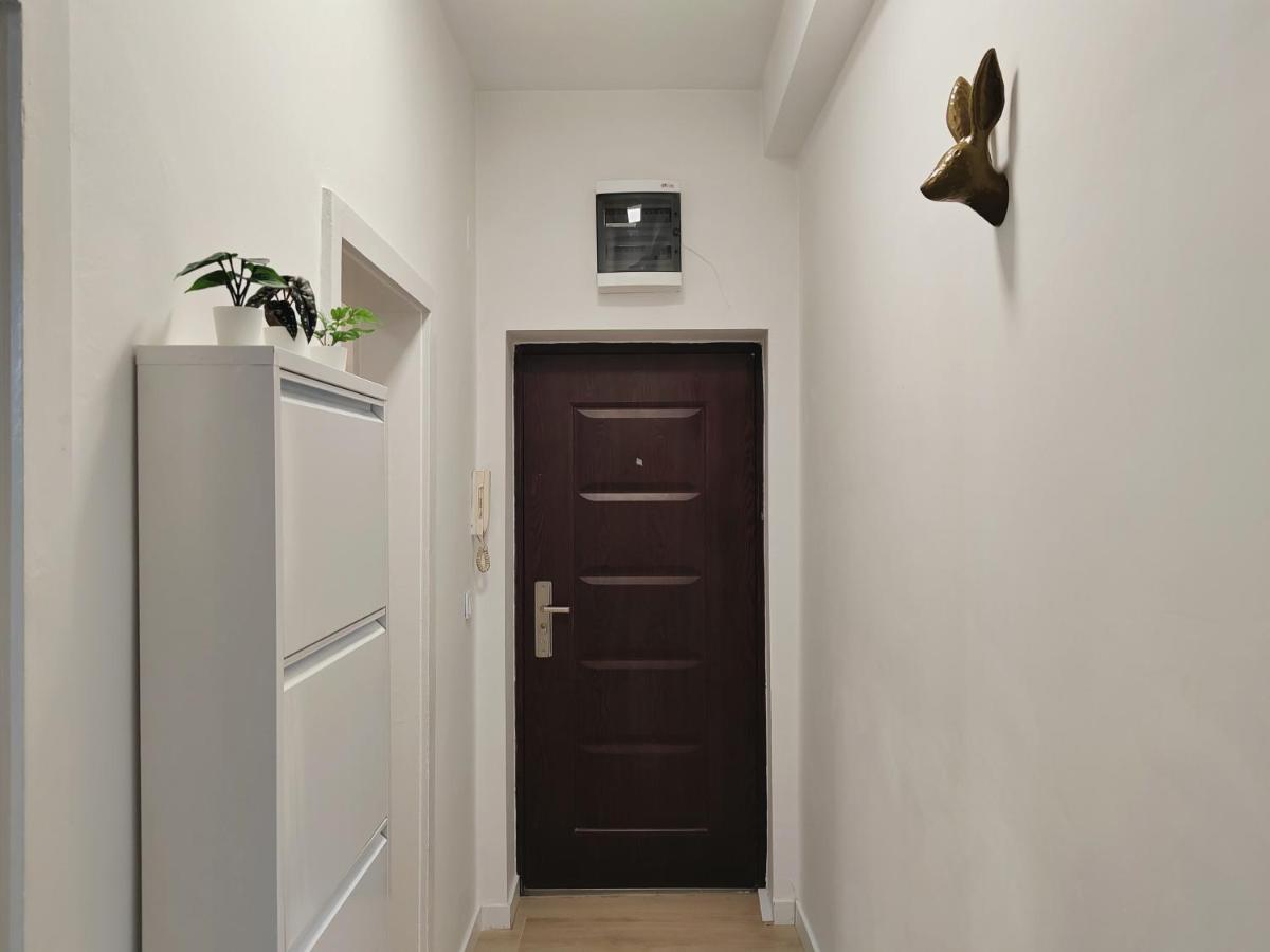 City Sqare Apartment Verde Skopje Eksteriør billede